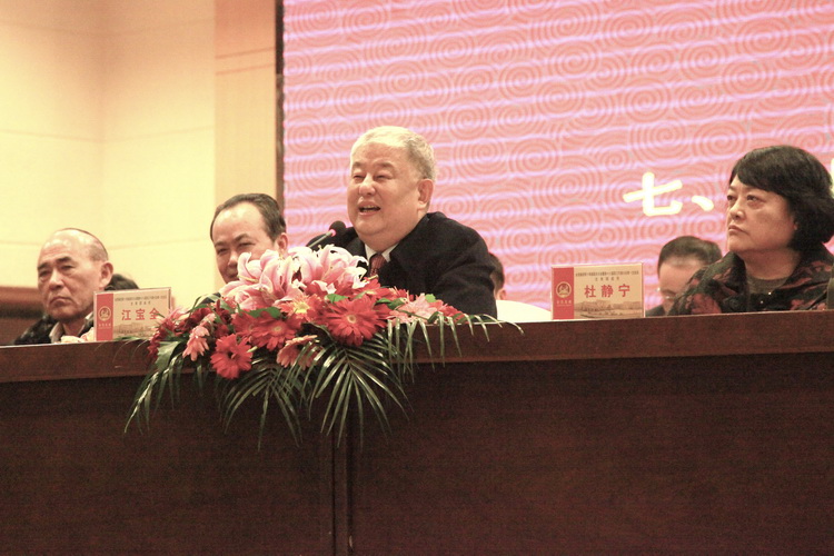2015.01.26第十四届股东会暨第十六届职代会一次会议2.jpg