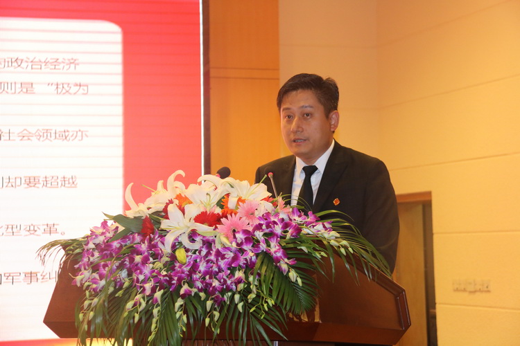 2015年七一党员大会3.jpg